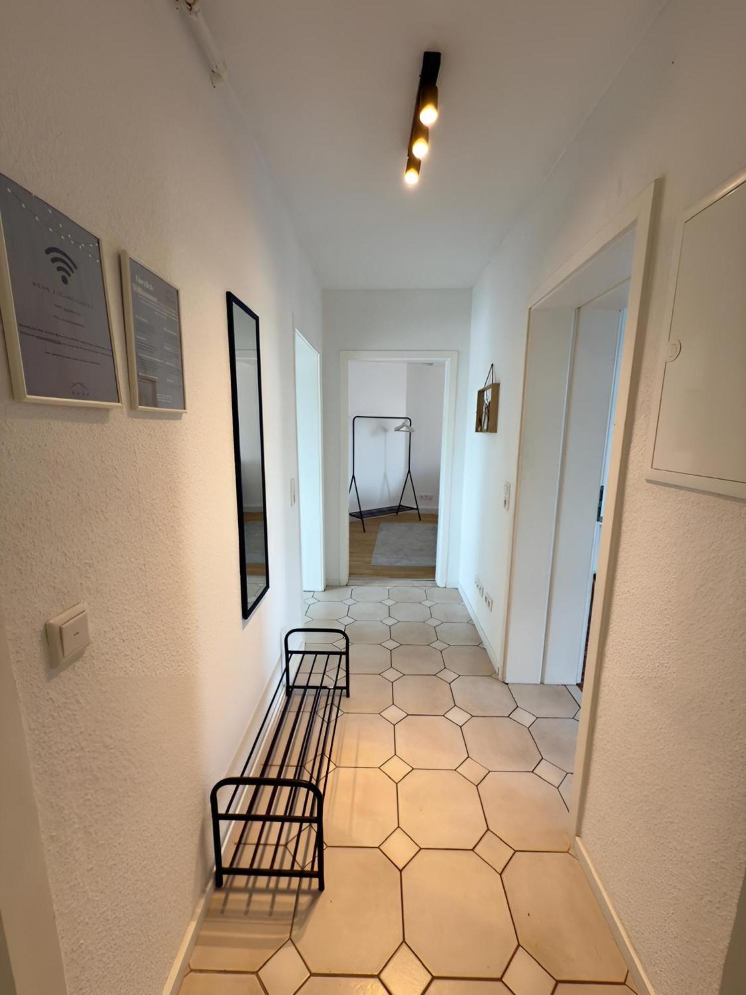 Raha Apartments - Ihr Komfortables Zuhause - Garten - Vollausstattung - Balkon - Parkplatz Kassel Kültér fotó